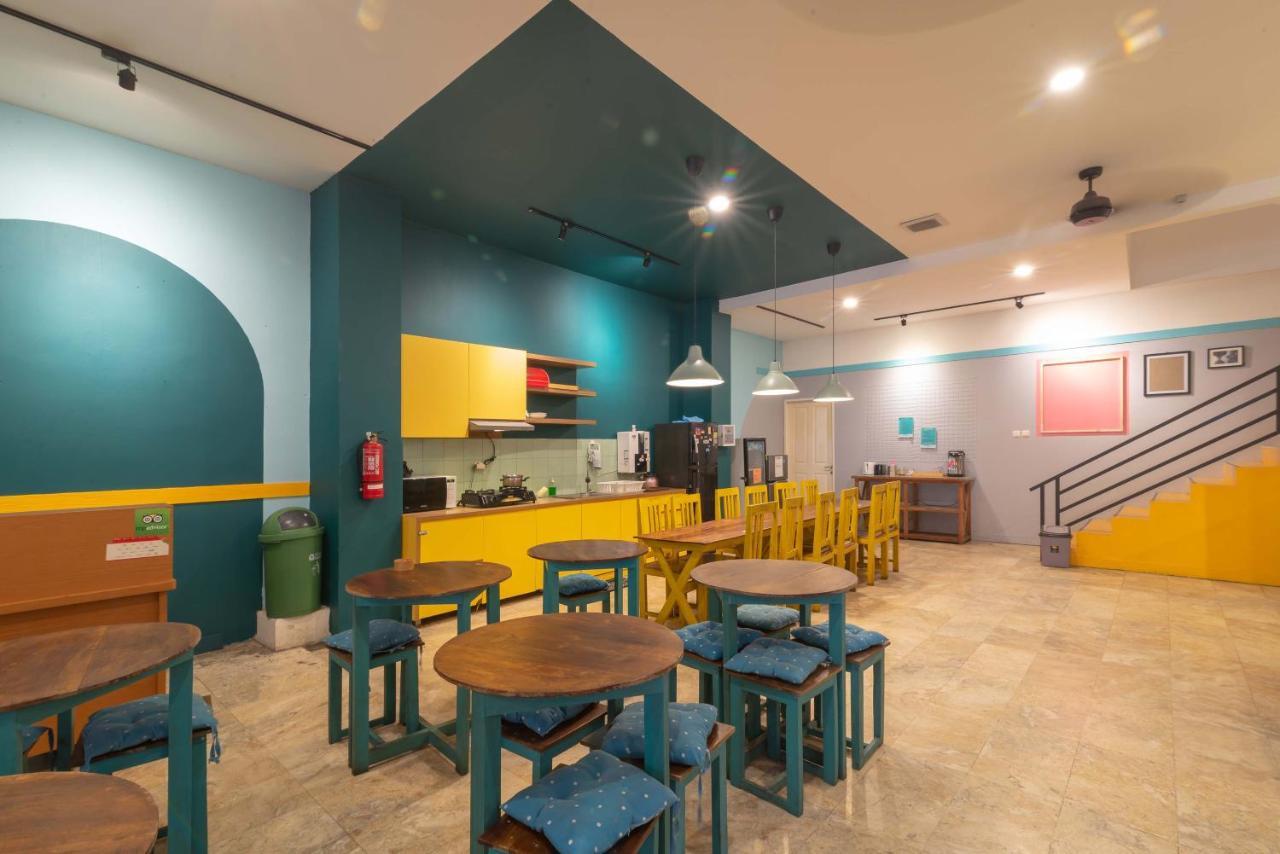 Wonderloft Hostel Kota Tua Jakarta Luaran gambar