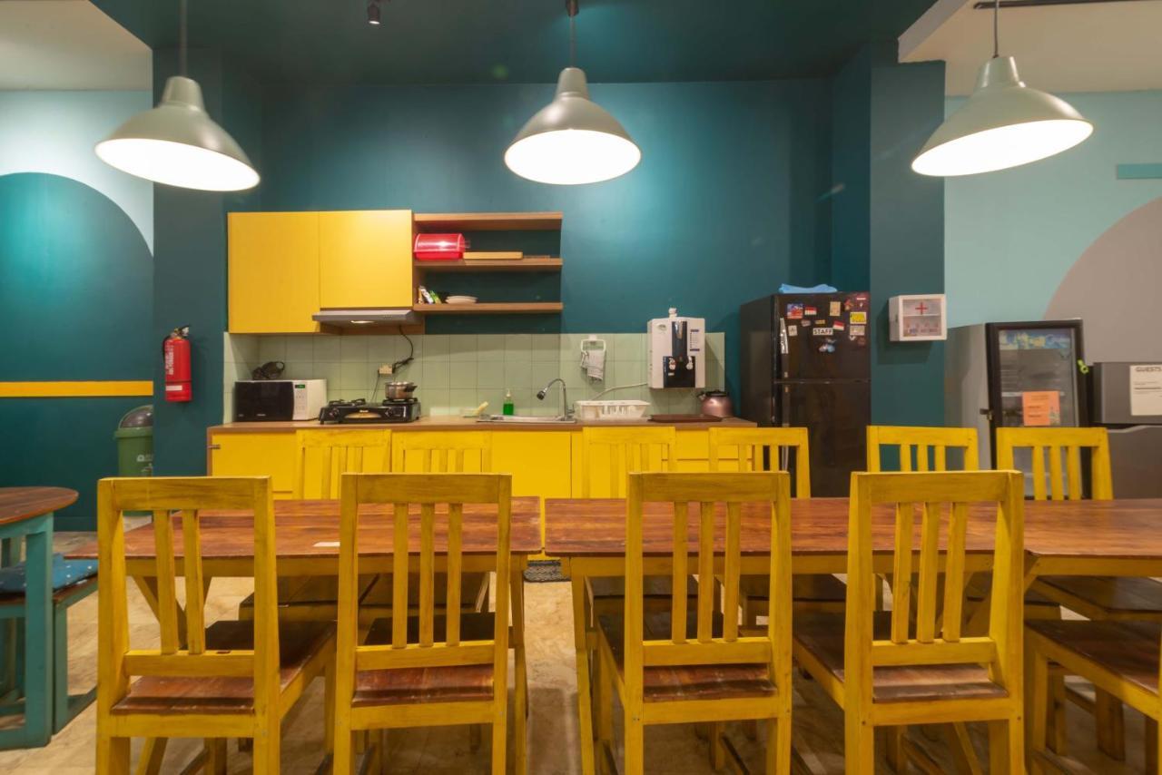 Wonderloft Hostel Kota Tua Jakarta Luaran gambar