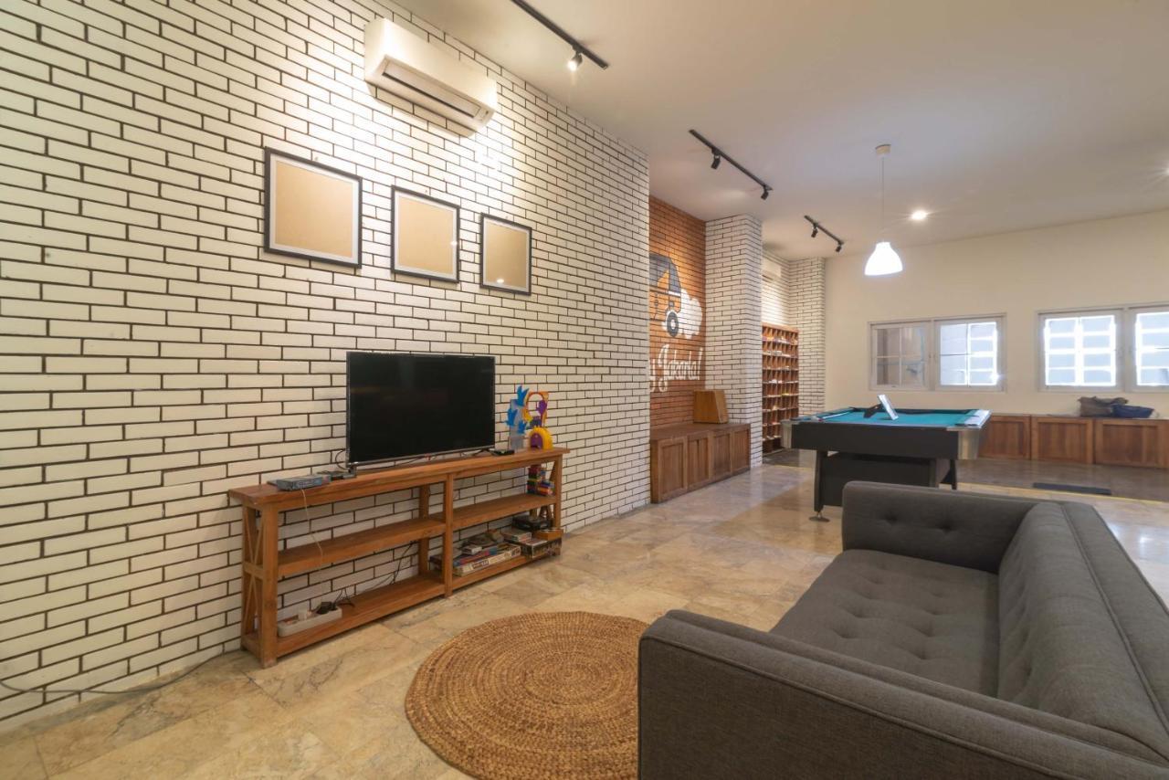 Wonderloft Hostel Kota Tua Jakarta Luaran gambar