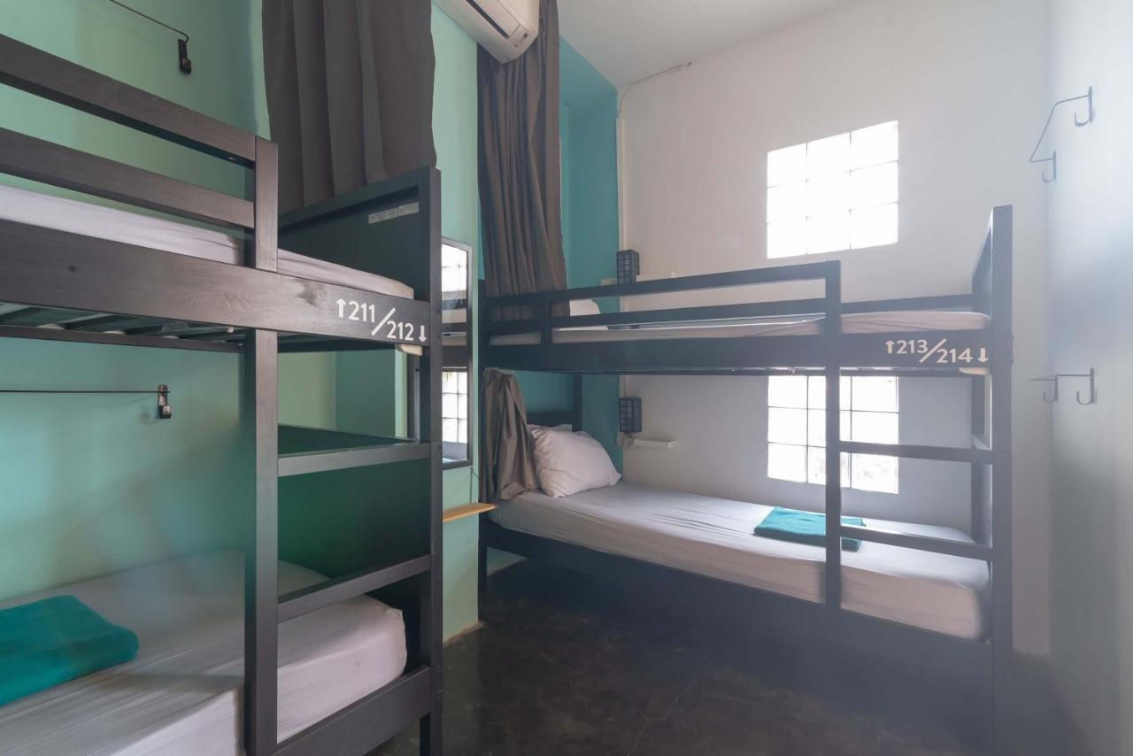 Wonderloft Hostel Kota Tua Jakarta Luaran gambar