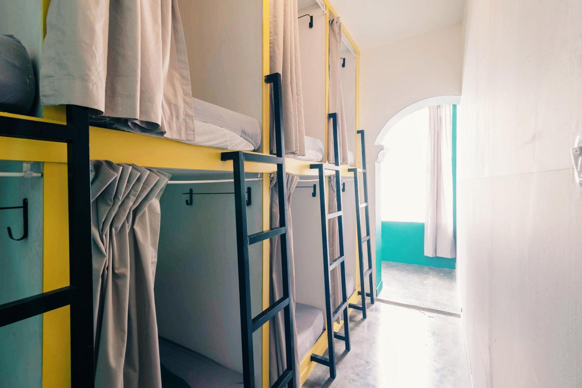 Wonderloft Hostel Kota Tua Jakarta Luaran gambar