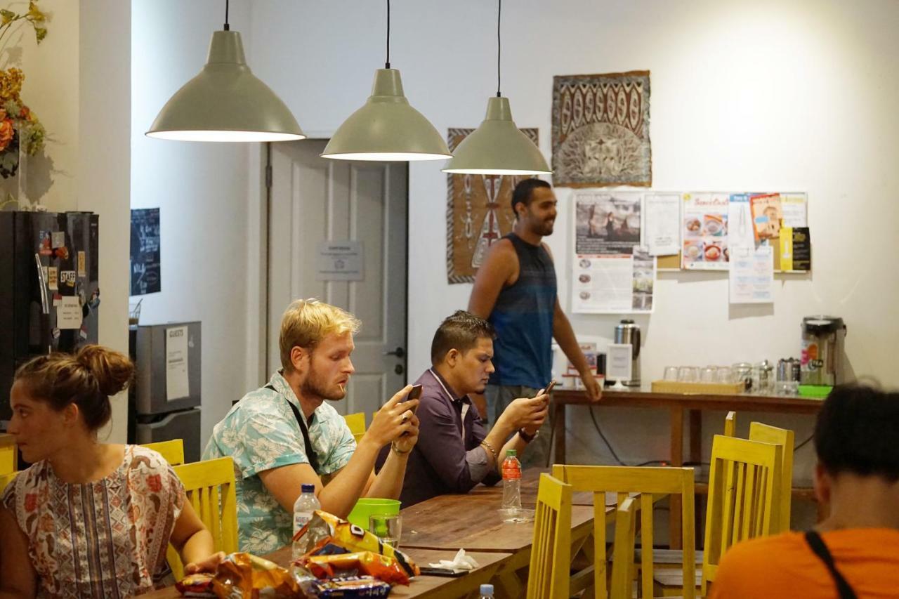 Wonderloft Hostel Kota Tua Jakarta Luaran gambar
